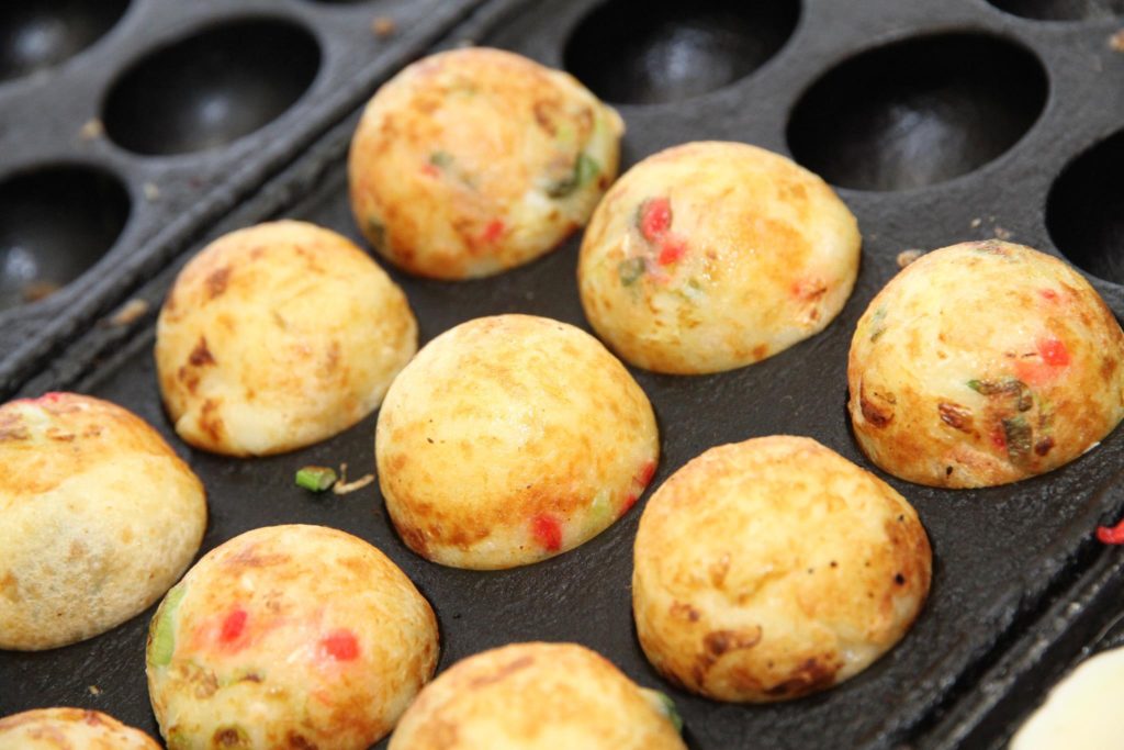 467164_300389456705390_2063729135_o